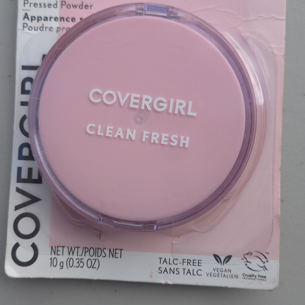 COVERGIRL Clean Fresh Pressed Powder - Soft Pink Compact - Picture 5 of 5